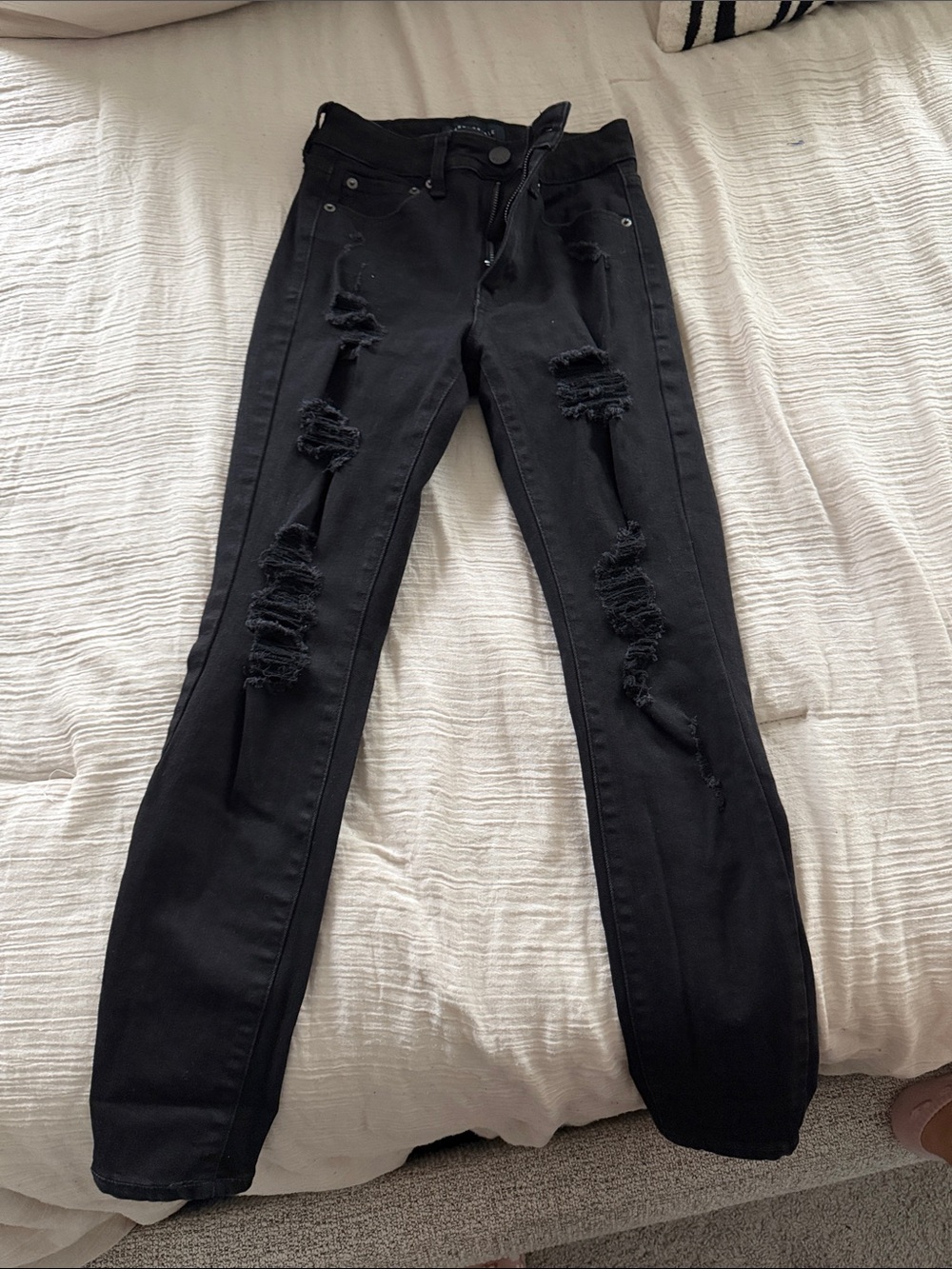 Aeropostale Black Distressed Skinny Jeans